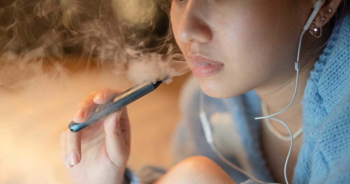 Montgomery places 90-day stop to vape, package store permits — ‘I have some kids that’s being addicted to these vapes’