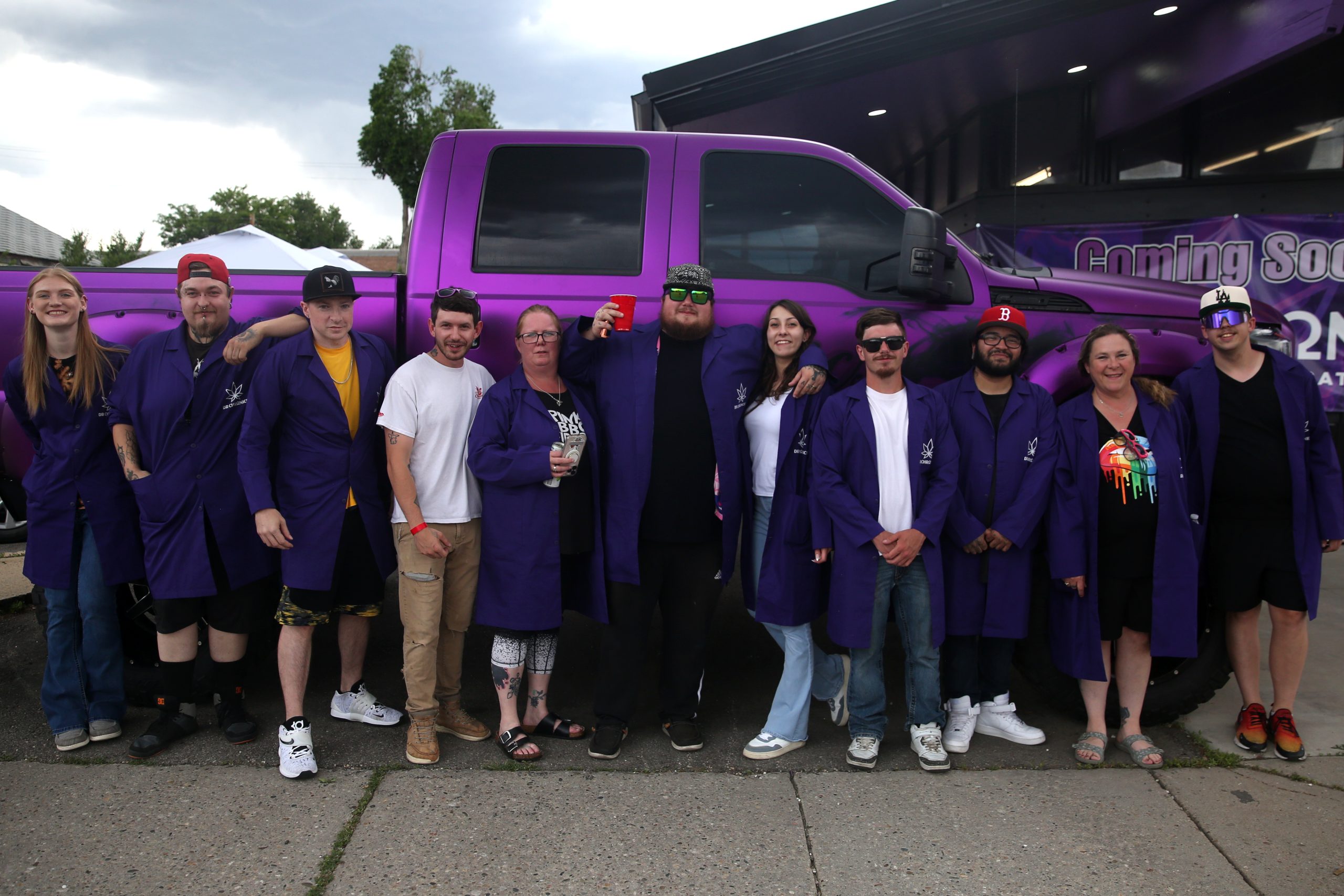 (PHOTOS) Local vape store Dr. Chronic’s celebrates grand opening of new CY Avenue location
