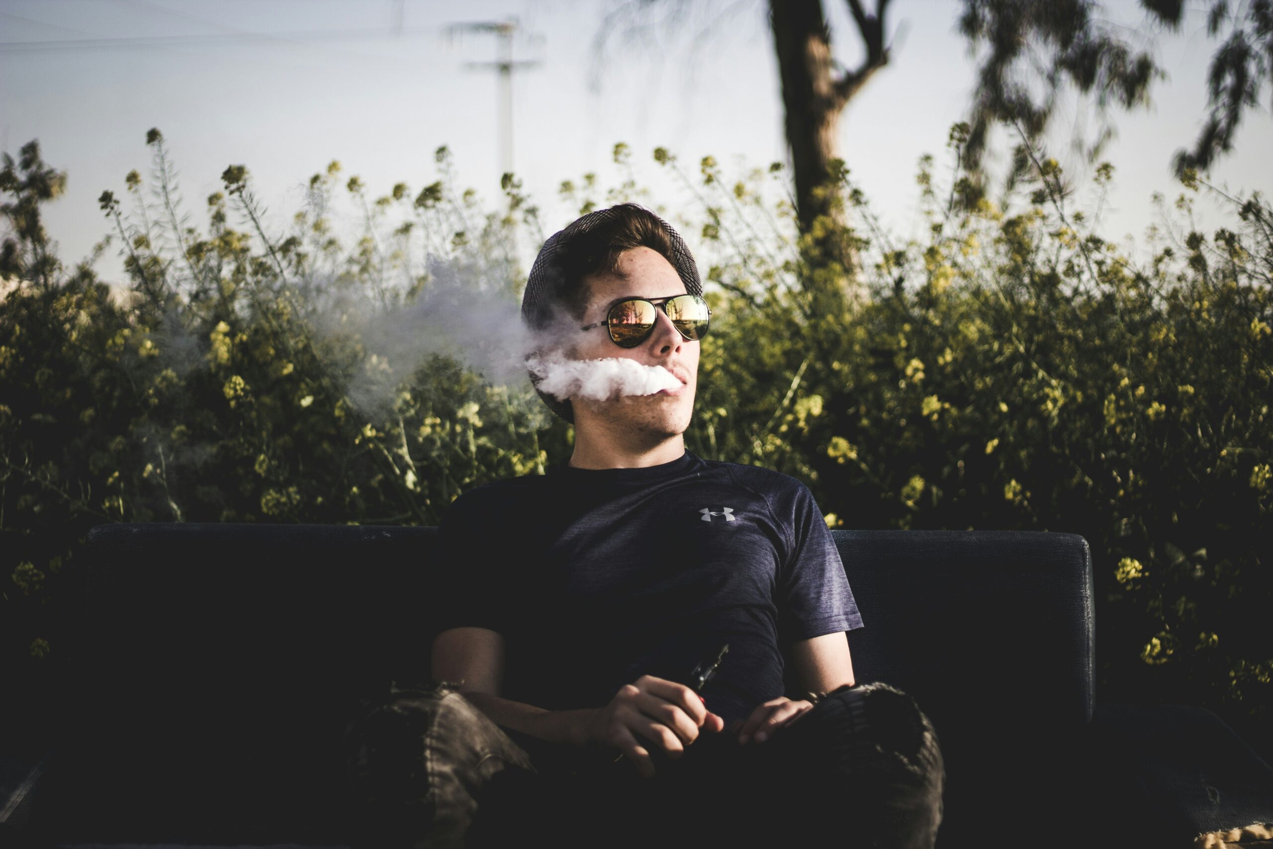 UK bans throwaway vapes in effort to curb youth use and reduce toxic litter