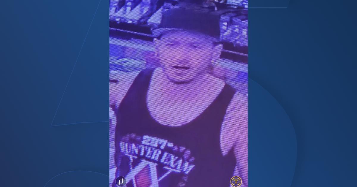 Police seek suspect after shots fired at Franklin vape shop